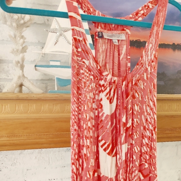 Jennifer Lopez pretty coral woman's top size small but fits like a medium - Picture 2 of 3